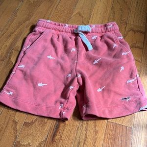 Vineyard vines shark shorts,